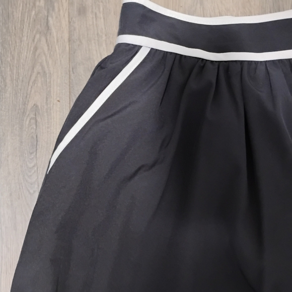 Anthropologie Comme Toi Embroidered Bicycle Skirt Medium - Picture 6 of 13